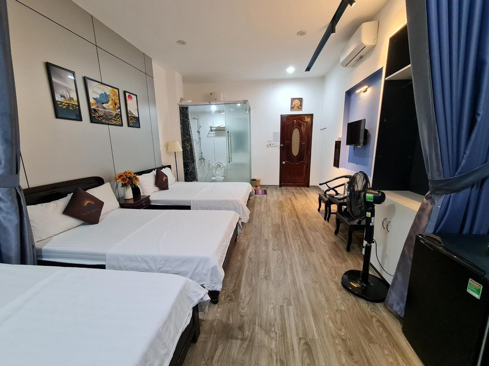Sun Hotel Hue Buitenkant foto