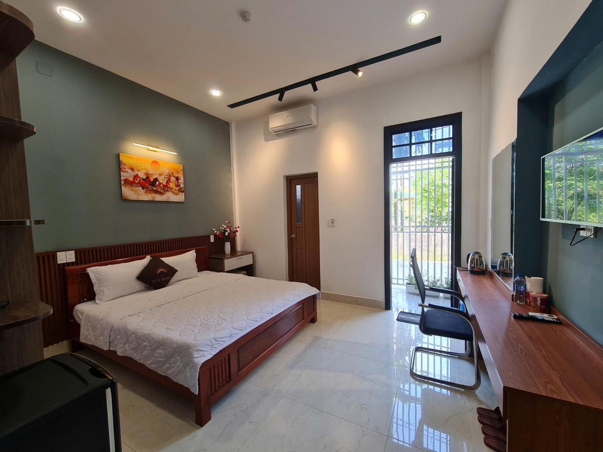 Sun Hotel Hue Buitenkant foto