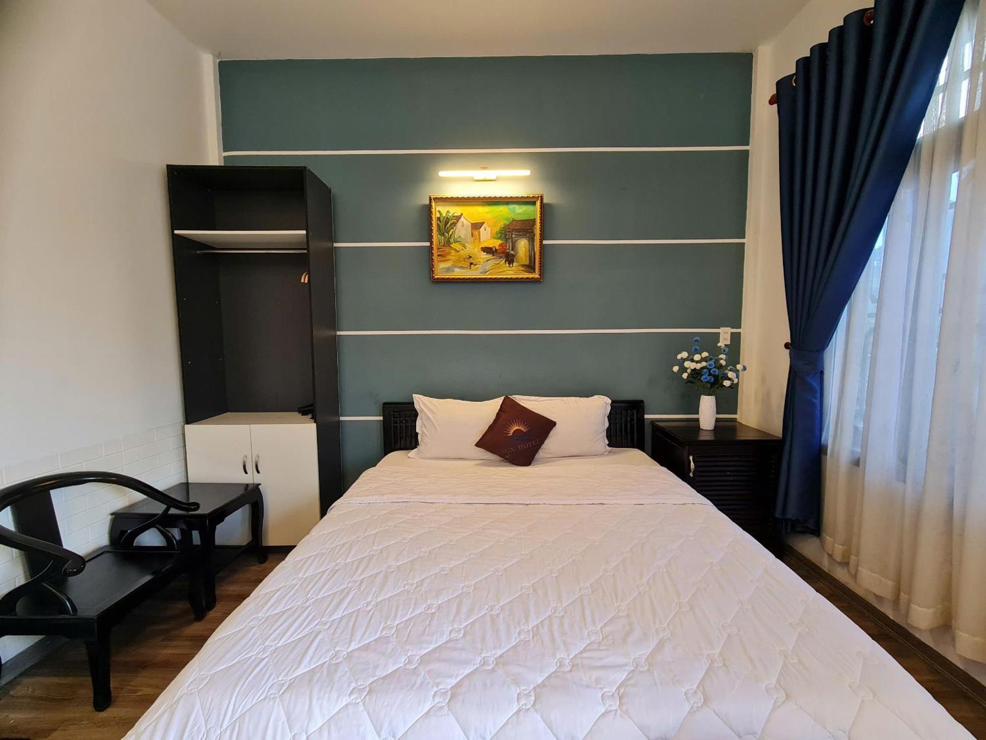 Sun Hotel Hue Buitenkant foto