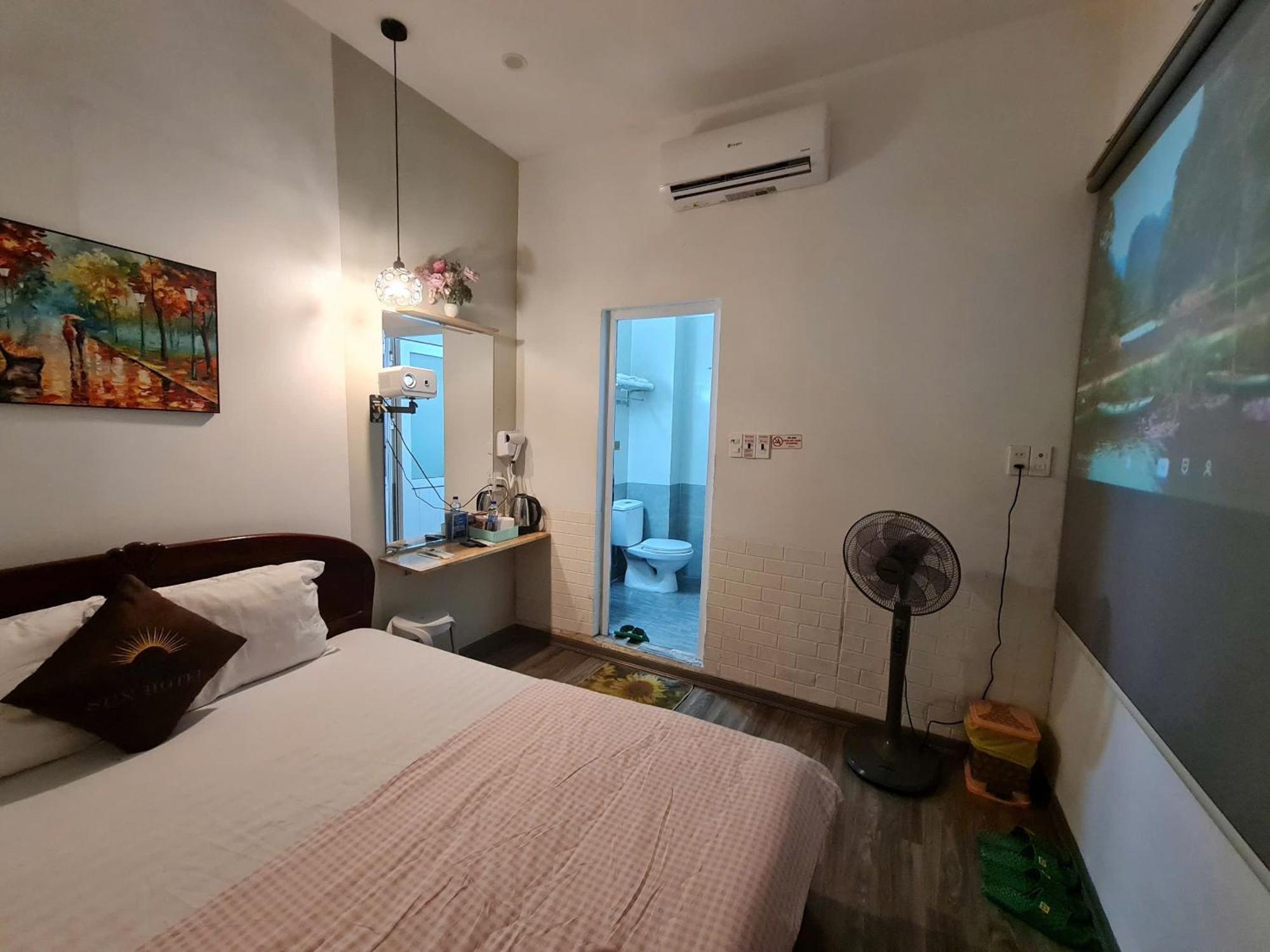 Sun Hotel Hue Buitenkant foto
